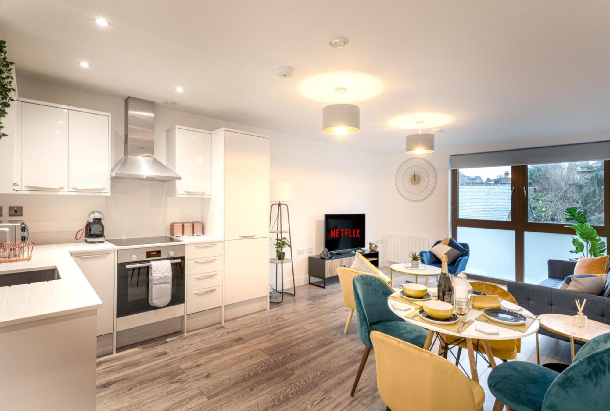 Ideal Family & Business Stay! 2 Min To Station, 10 Min To Harry Potter, 30 Min To London Euston & Free Parking! Watford  Exterior photo
